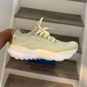 Brooks Glycerin Stealthfit 21